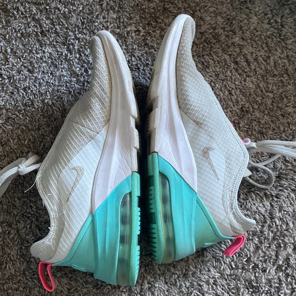 Nike Air - Picture 2 of 7